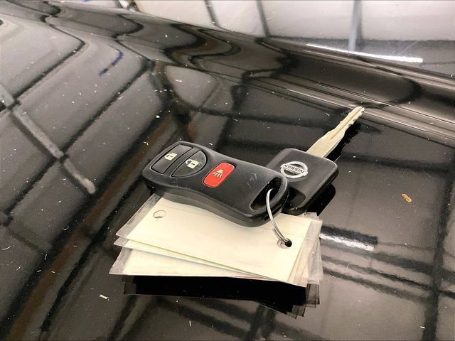 Used 2019 Nissan Frontier SL AWD/4WD image 9
