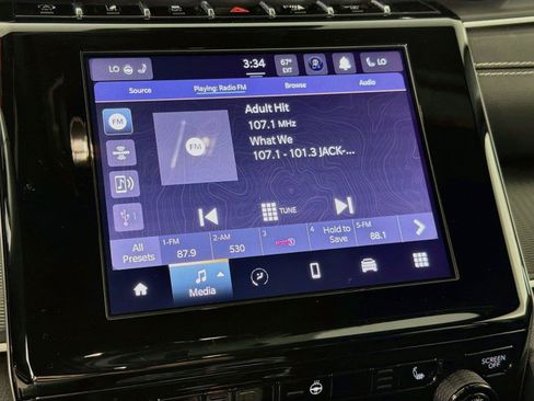 Used 2023 Jeep Grand Cherokee Altitude AWD/4WD image 19