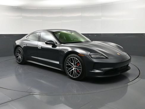 New 2026 Porsche Taycan 4S AWD/4WD image 10