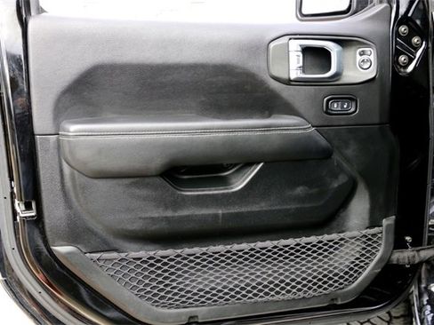 Used 2020 Jeep Gladiator Overland image 20