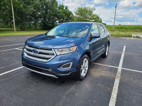 Used 2018 Ford Edge Titanium w/ Equipment Group 302A AWD/4WD image 15