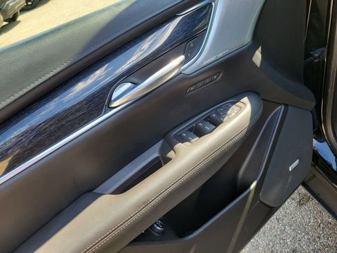 Used 2023 Cadillac XT5 Premium Luxury w/ LPO, Floor Liner Package image 22