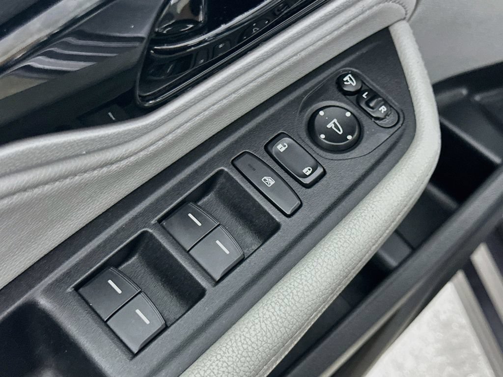 Used 2019 Honda Odyssey Elite image 23