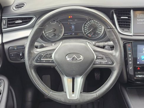 Used 2019 INFINITI QX50 Essential image 17