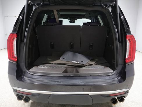 Used 2024 GMC Yukon Denali w/ Denali Reserve Package AWD/4WD image 21