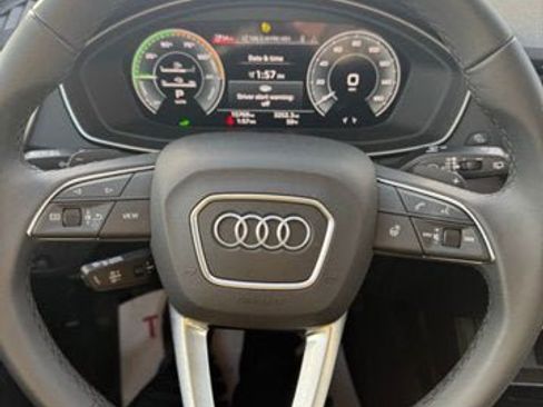 Used 2025 Audi Q5 e Premium Plus w/ Premium Plus Package image 18