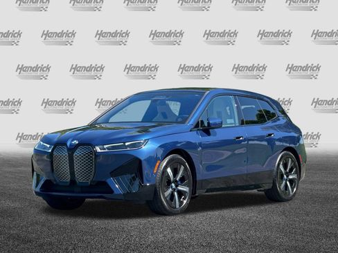 Certified 2023 BMW iX xDrive50 w/ Premium Package AWD/4WD image 9