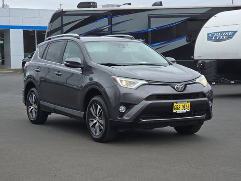 Used 2017 Toyota RAV4 XLE w/ Plus Special Value Package AWD/4WD image 2
