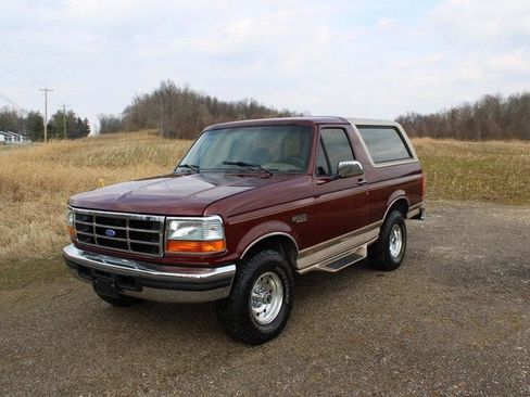 Used 1996 Ford Bronco Eddie Bauer image 2