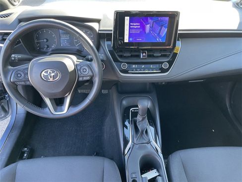 Used 2023 Toyota Corolla SE w/ SE Premium Package image 15