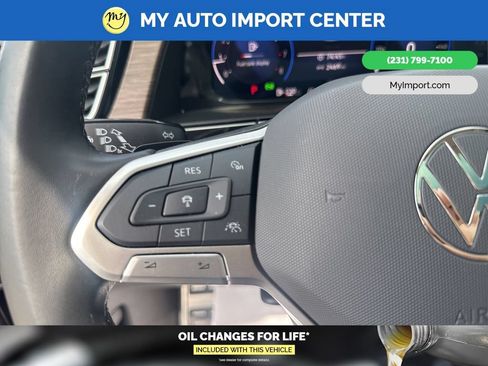 Used 2025 Volkswagen Atlas SEL Premium R-Line AWD/4WD image 17