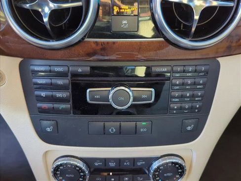Used 2013 Mercedes-Benz GLK 350 2WD image 22