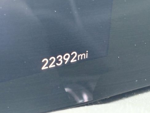 Used 2024 Buick Encore GX Sport Touring image 16