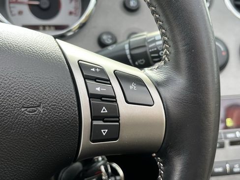 Used 2008 Pontiac Solstice Convertible w/ Premium Package image 12