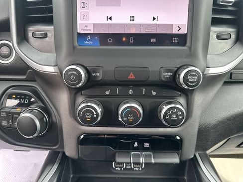 Used 2023 RAM 1500 Big Horn AWD/4WD image 18