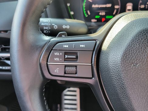 Certified 2025 Honda Accord Sport image 24