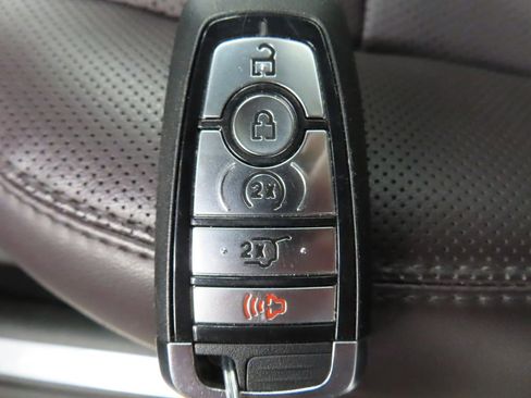 Used 2026 Ford Explorer Platinum AWD/4WD image 72