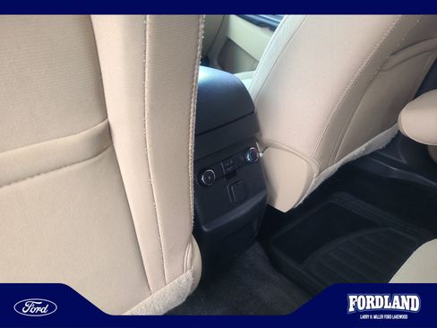 Used 2017 Ford Explorer 4WD image 30