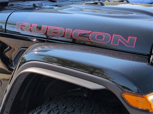 Certified 2021 Jeep Wrangler Unlimited Rubicon w/ Xtreme Recon 35" Tire Package image 12