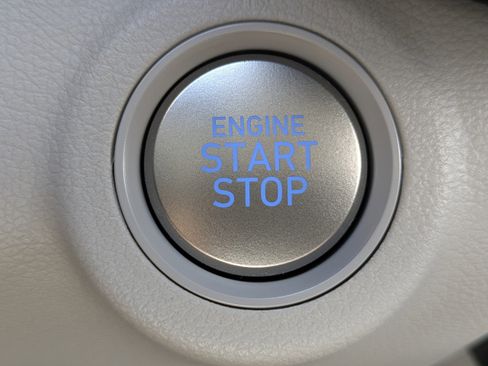 New 2026 Hyundai Venue SEL image 32