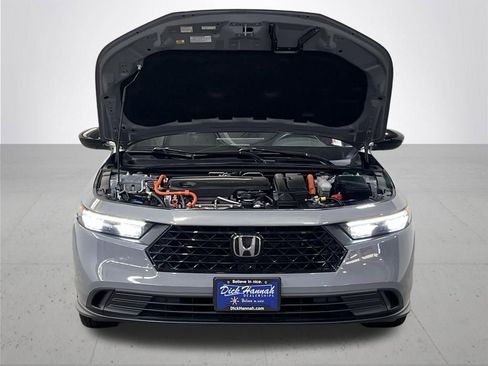 Used 2023 Honda Accord Sport image 5