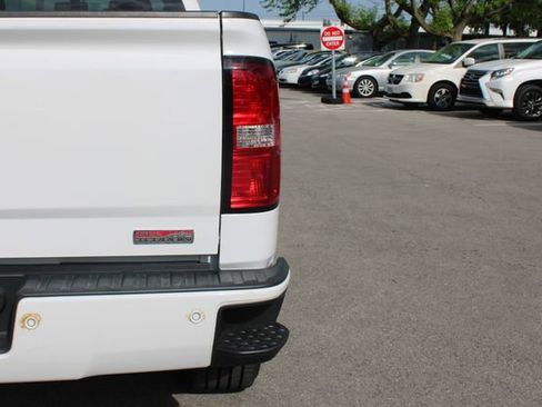 Used 2015 GMC Sierra 1500 SLE image 40