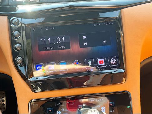 Used 2017 Maserati GranTurismo Sport image 13