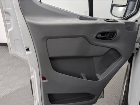 Used 2017 Ford Transit 350 130 Low Roof RWD image 13