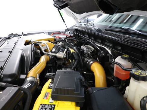 Used 2021 GMC Sierra 3500 4x4 Crew Cab w/ Gooseneck/5TH Wheel Package image 90