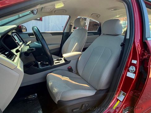 Used 2018 Hyundai Sonata SEL FWD image 13