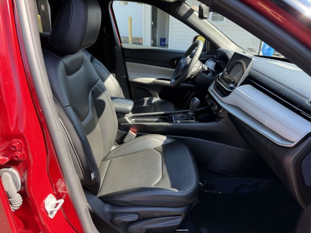 Used 2025 Jeep Compass Limited AWD/4WD image 10