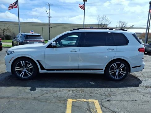 Used 2022 BMW X7 xDrive40i w/ M Sport Package image 4