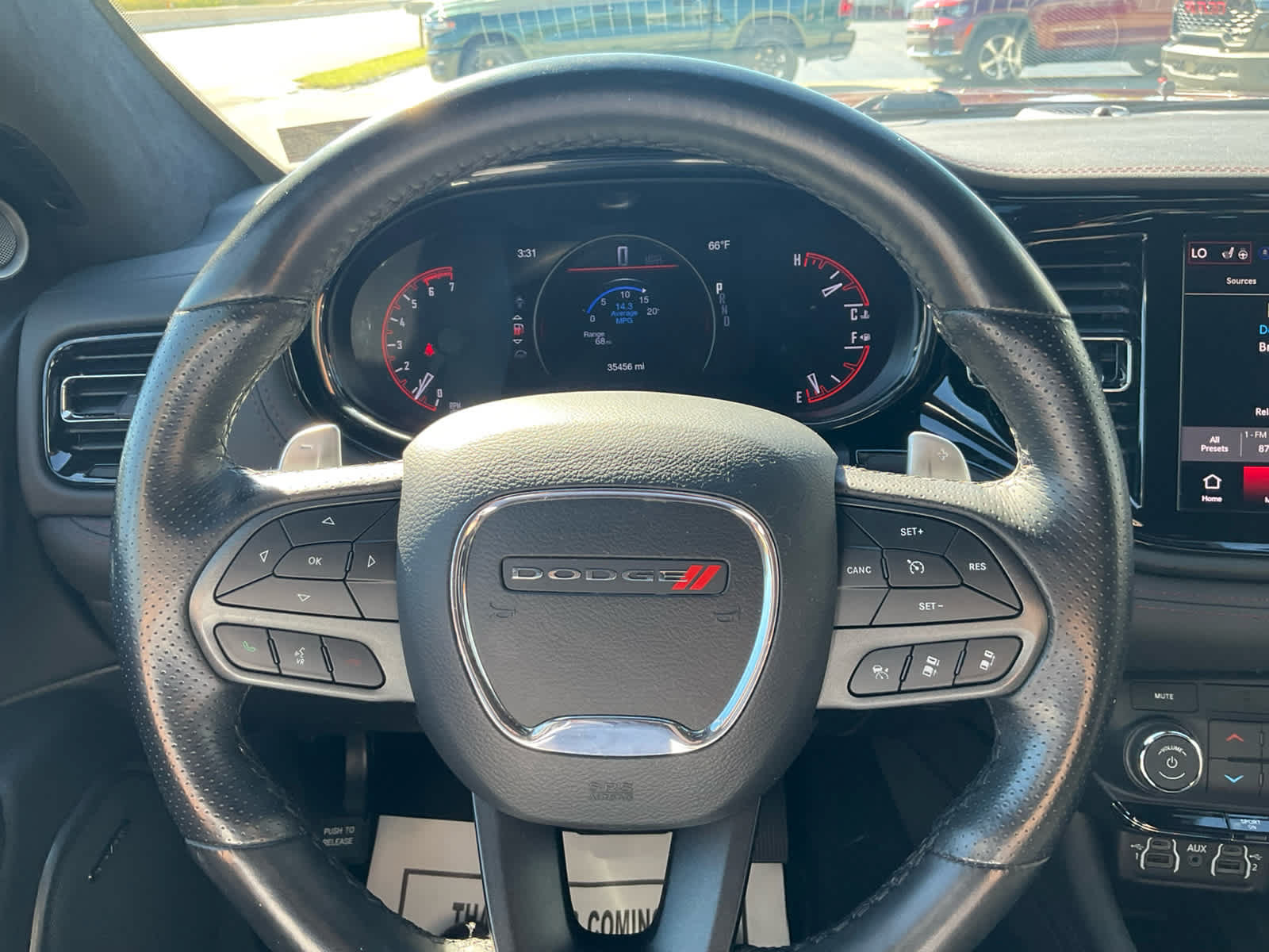 Used 2021 Dodge Durango R/T w/ Technology Group AWD/4WD image 11