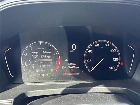 Used 2024 Honda Pilot TrailSport image 12