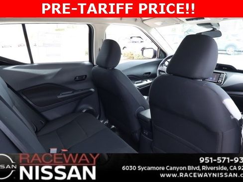 New 2025 Nissan Kicks Play S image 17