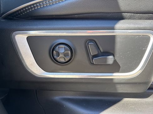 Used 2020 RAM 1500 Laramie image 47