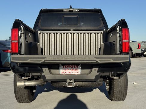 New 2025 Toyota Tacoma TRD Off-Road image 9