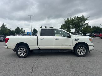 Used 2021 Nissan Titan SV w/ SV Convenience Package AWD/4WD video 4