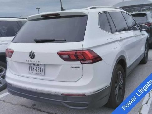 Used 2024 Volkswagen Tiguan SE AWD/4WD image 10