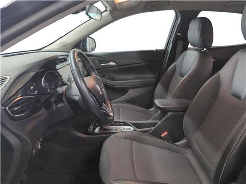 Used 2022 Buick Encore GX Preferred image 9