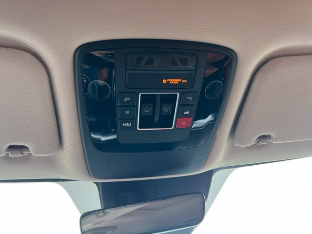 Certified 2024 Kia Carnival SX Prestige FWD image 28