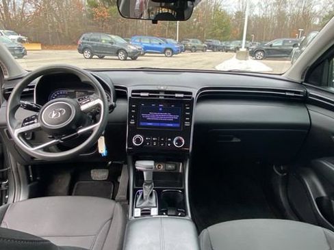 Used 2022 Hyundai Tucson SE image 13