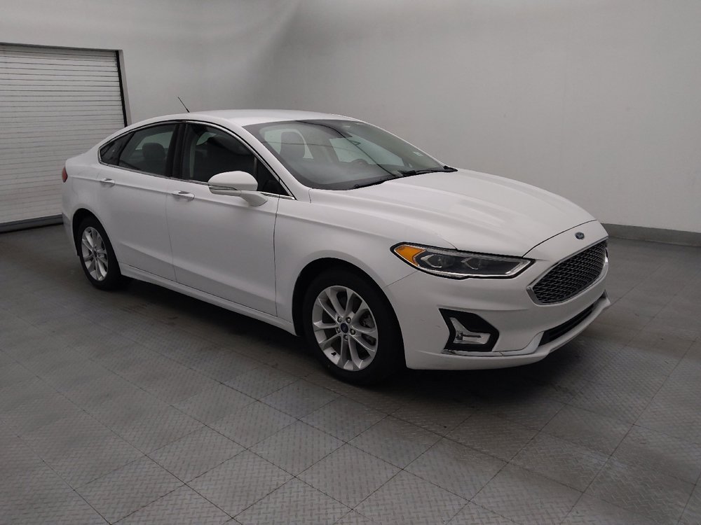 Used 2019 Ford Fusion Energi Titanium FWD image 11