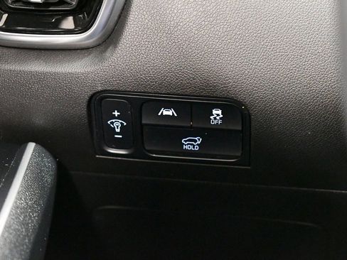 Certified 2023 Kia Sorento SX image 20