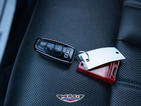 Used 2021 Audi A8 L 4.0T w/ Interior Protection Package image 55