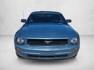 Used 2007 Ford Mustang Deluxe video 2