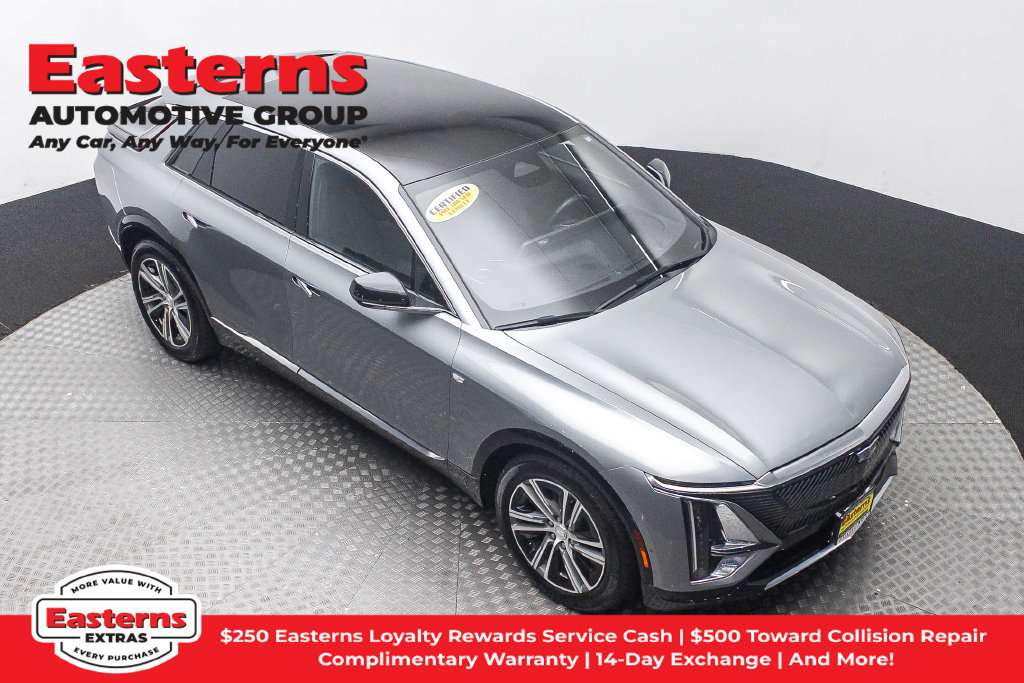 Used 2024 Cadillac Lyriq Luxury AWD/4WD image 4