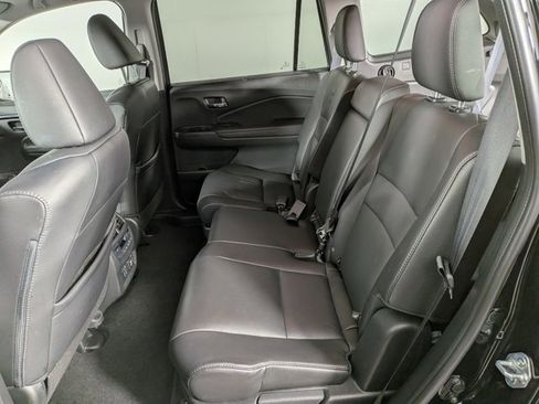 Used 2021 Honda Pilot Touring image 25