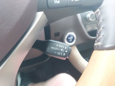 Used 2019 Lexus RX 450h AWD w/ Navigation Package image 22