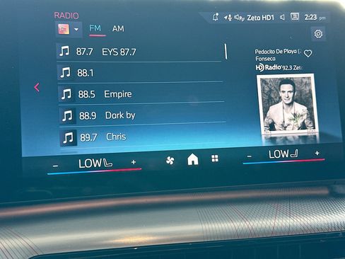 Certified 2025 BMW X2 M35i w/ Premium Package image 14